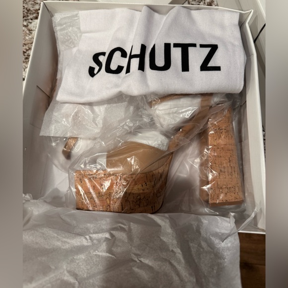 SCHUTZ Heels 🤎 - Picture 4 of 12